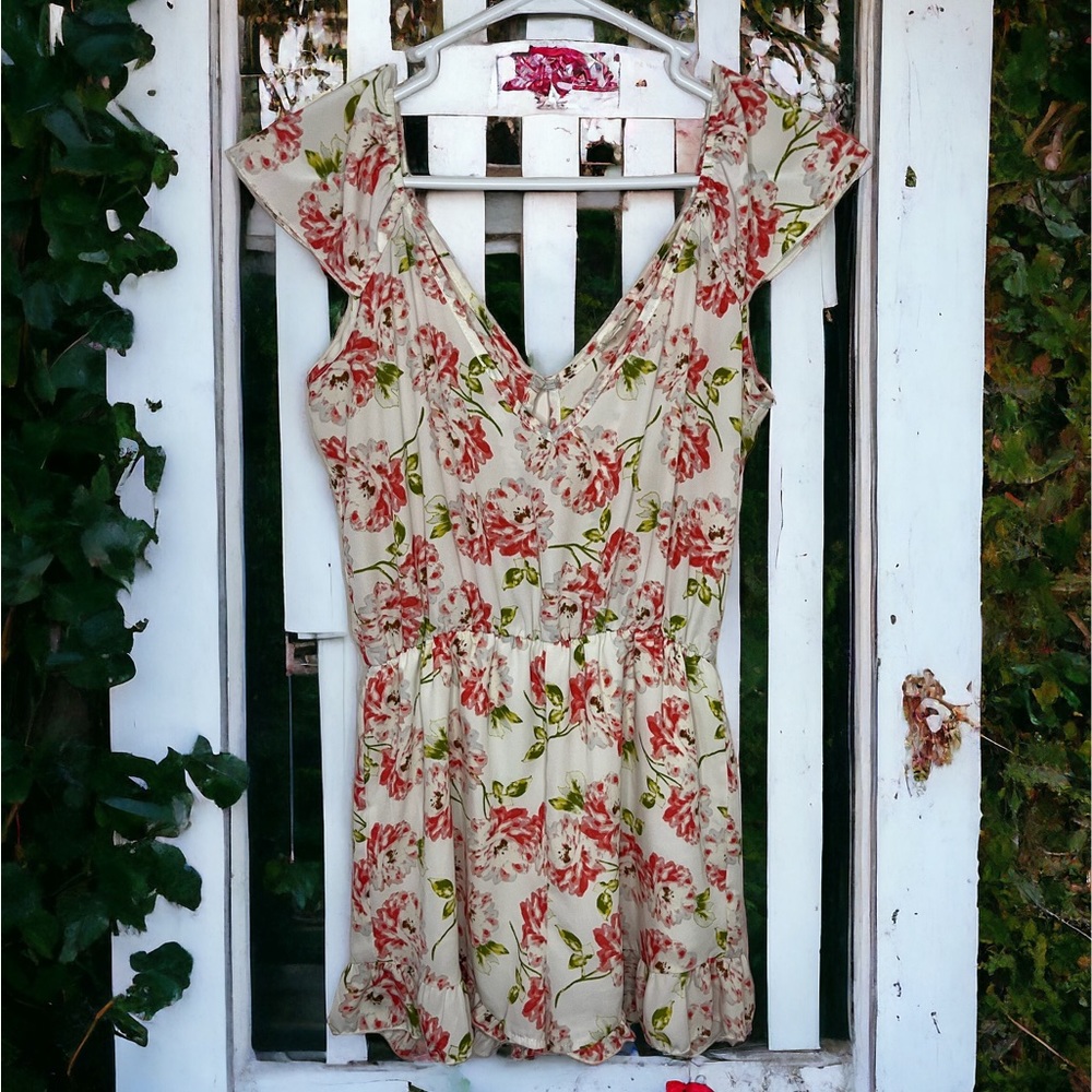 Pins & Needles Womens Small White Pink Floral Romper Boho Ruffle V-Neck USA Made